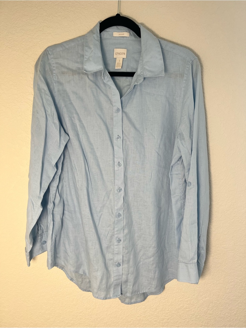 Chico’s Women’s Blue Linen Long Sleeve Button Down No Iron